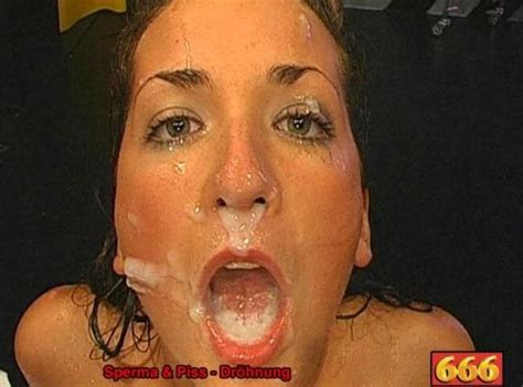 Sperma Piss Drohnung COPY Porn Pic