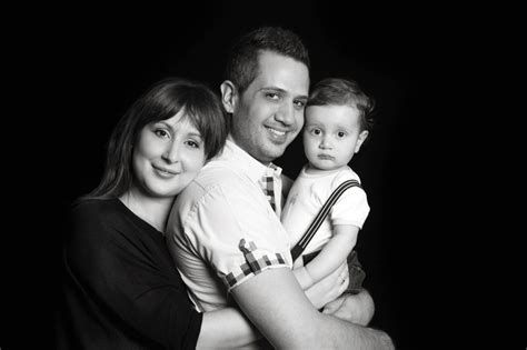 The best poses for a family photo shoot - Viola Carnelos Photography