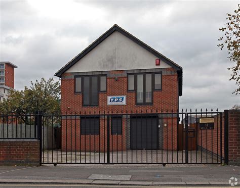 12 Mill St Slough Sl2 5dh Loopnet