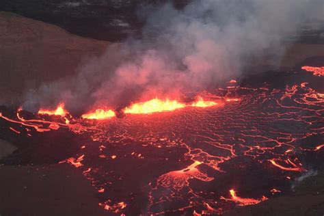 Ponovo eruptirao vulkan u blizini međunarodnog aerodroma na Islandu