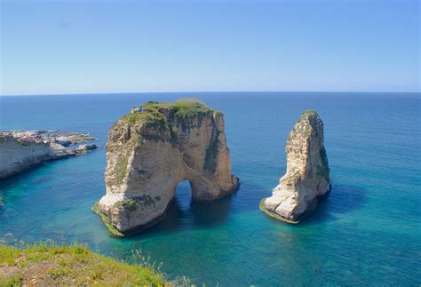 Raouché Rock in Beirut, Lebanon | Limestone rock, Beirut, Excursions