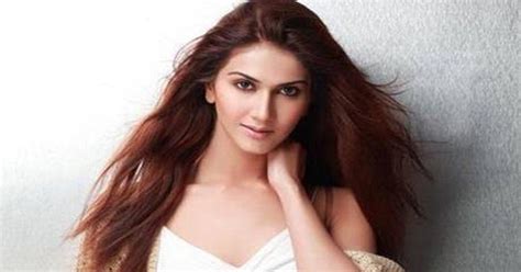 Hot Model Vanni Kapoor Amazing Photo Shoot All About Beautiful Girls