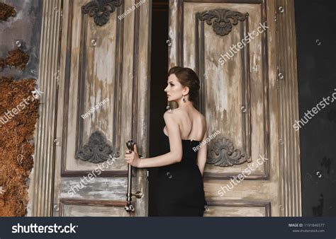 Sexy Beautiful Brunette Model Girl Trendy Stock Photo 1191846577 Shutterstock