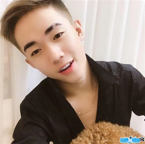 Hot boy Hà Kỳ Nam