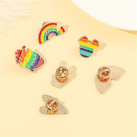 Pride Gay Rainbow Flag Lapel Pins Enamel LGBT Lapel Pins Rainbow Brooch Decoration For Clothes