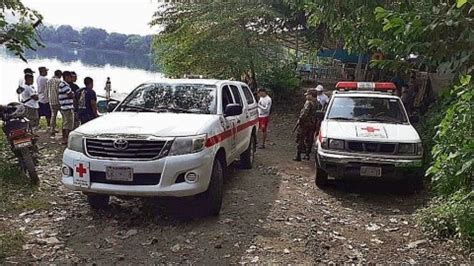 Un turista y un pescador se ahogan en laguna La Prensa Gráfica