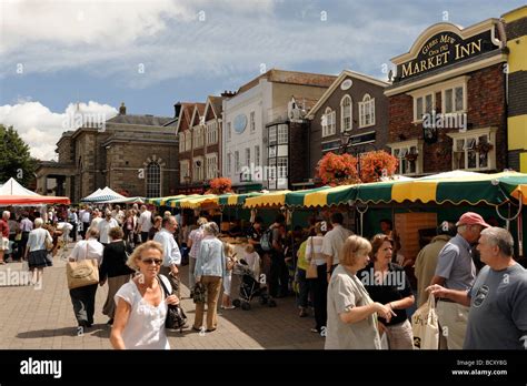 Salisbury market square hi-res stock photography and images - Alamy