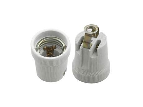 Патрон для лампочки: разновидности электроустановочного устройства