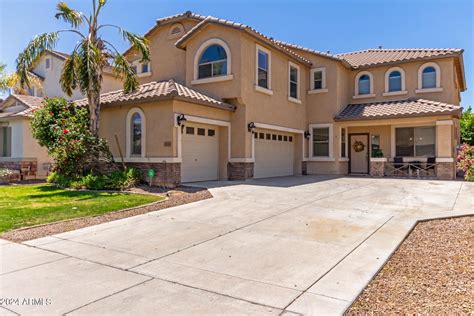 2541 E Ridge Creek Rd Phoenix Az 85024 See Est Value Schools And More