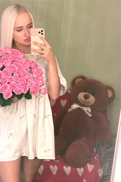 Charming Alyona Y O From Kremenchug With Blonde Hair ID