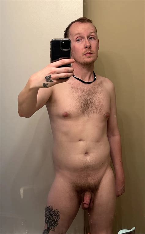 Chilling Nude Pics Xhamster