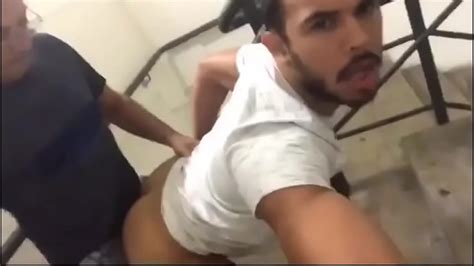 Coroa Leitando Meu Cu Na Escada De Emergencia Do Shopping Xvideos