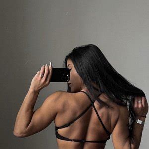 Leah Shutkever Aka Shutkeverofficial Nude Leaks Fapellas