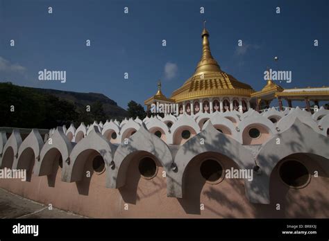Stupa Vipassana Meditation Center Igatpuri Hi Res Stock Photography And