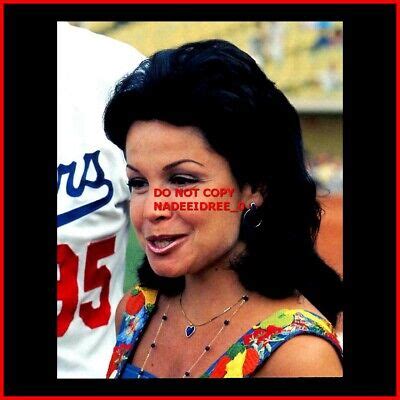 ANNETTE FUNICELLO ITALIAN AMERICAN ACTRESS AND SINGER SEXY HOT PIN UP 8X10 PHOTO EBay