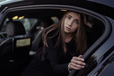 Blue Eyes Brunette Model Woman Girl Wallpaper Coolwallpapers Me