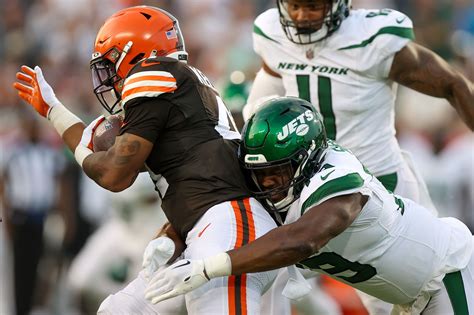 ‘thursday Night Football Week 17 Expert Picks Jets At Browns Pride