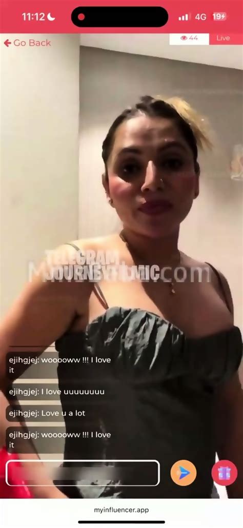 Sonia Arora Showing Fully Nude Body