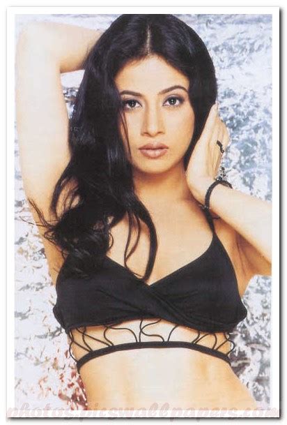 Antara Mali Sexy Hot