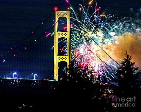 Bridge Mackinac Fireworks -1831-2 Photograph by Norris Seward - Fine ...