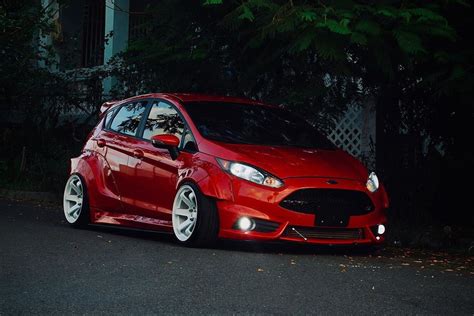 Fiesta St Wide Body Kit