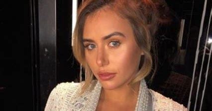 Love Islands Ellie Brown Has Secret Boob Job