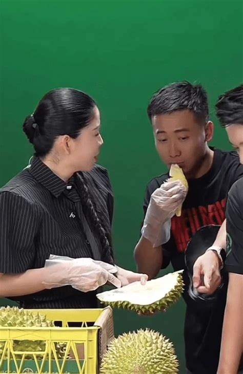 Lo T Tiktoker L N Ti Ng Ch Tr Ch O Huy N S U Ri Ng Kh N Gi Quay Xe H T C U Hot Kols