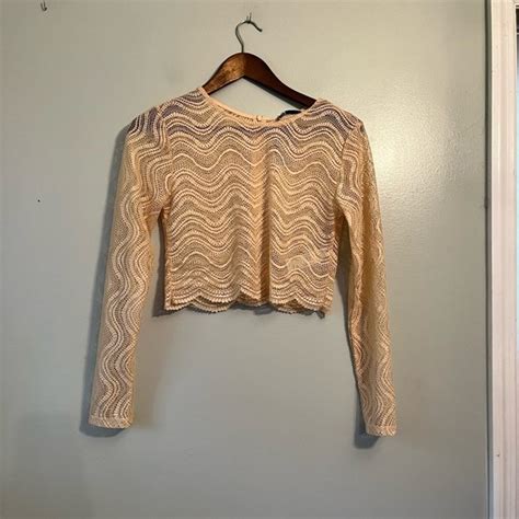 Zara Tops Nwt Zara Long Sleeve Peach Nude Crochet Lace Crop Top With Zipper Back Medium