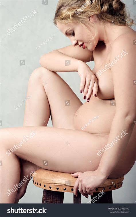 Closeup Beautiful Pregnant Nude Lady Elegant Stock Photo 573969400 Shutterstock