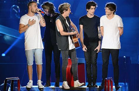 10 Best One Direction Songs of All Time - Singersroom.com