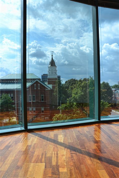 S Gay St Knoxville TN Riverview Tower LoopNet