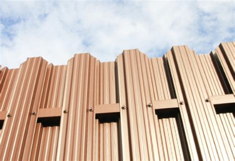 Виды металлического штакетника для забора – профиль, покрытие, типы ...