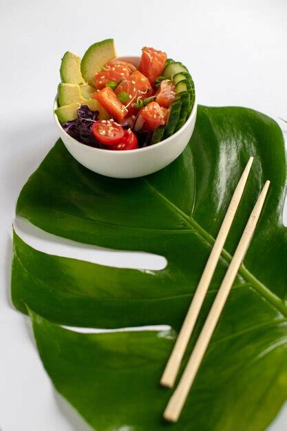 Premium Photo | Hawaiian salmon poke bowl