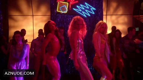 HANNAH DOUGLASS Nude AZNude