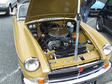 Mg Mgb Convertible V8 Still Motoring