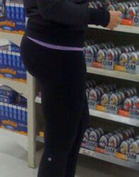 Buen Backside En El Wal Mart ZB Porn