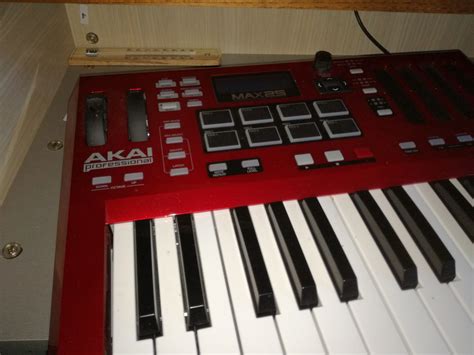 MAX25 - Akai Professional MAX25 - Audiofanzine