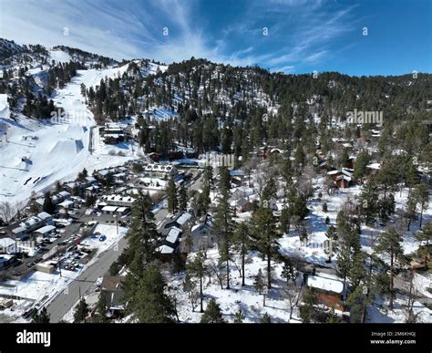 Big Bear Ski Resort Hi Res Stock Photography And Images Alamy