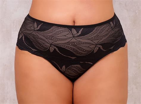 Ref 136 Calcinha Plus Size frente e cós em renda Caetos Lingerie