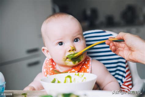 婴儿几个月能吃盐（9个月宝宝辅食可以加盐吗） 幼儿百科 魔术铺