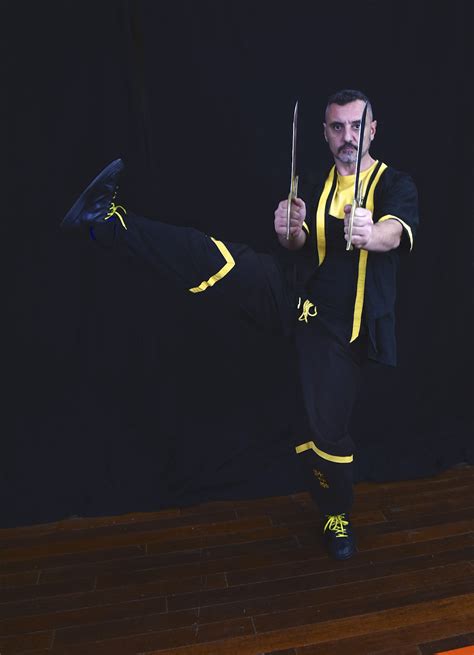 Combattimento E Difesa A Mani Nude Wing Chun EMAS Effective Martial Arts System