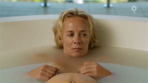 Nude Video Celebs Katja Riemann Nude Todliche Geheimnisse Jagd In Kapstadt