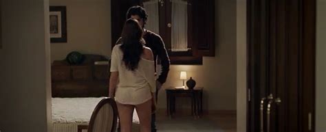 Regina Blandón nude pics page 1