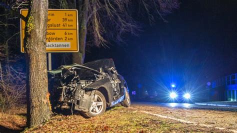 T Dlicher Unfall In Schwerin Erste Hinweise Auf Fehlverhalten Svz