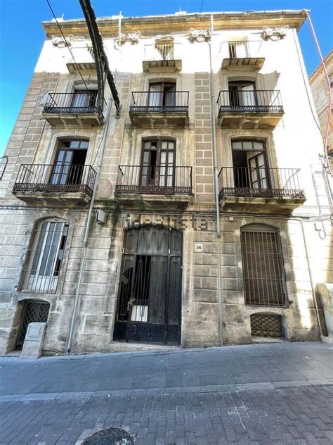 Edificio Residencial En Venta En Calle Pintor Casanova Centro Zona