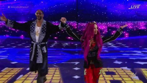 Sasha Banks on Her Career, her cousin Snoop Dogg, the Divas Revolution ...