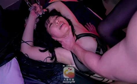 Assista 大象传媒 烙印輕熟女的高潮快感 性奮到乳頭全凸起 祈求主人用肉棒調教 Doggy 214314 Blowjob Porn SpankBang