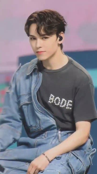 •Вернон•#kpop #seventeen #вернон - YouTube