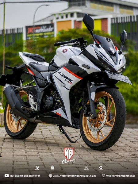 Jual Desain Motor Honda Cbr R All New Putih Grafis Hitam Sticker