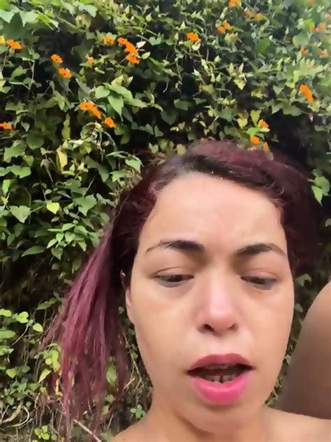 Milf Masturbating Public